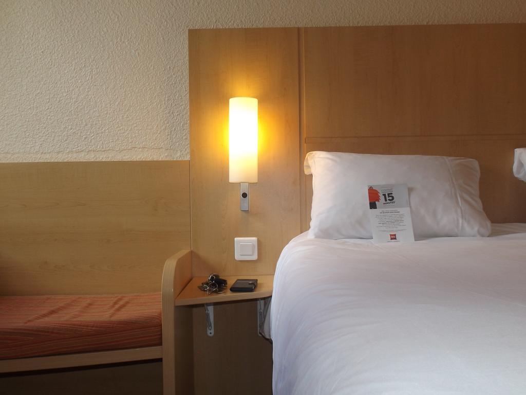 Ibis Abbeville Bagian luar foto